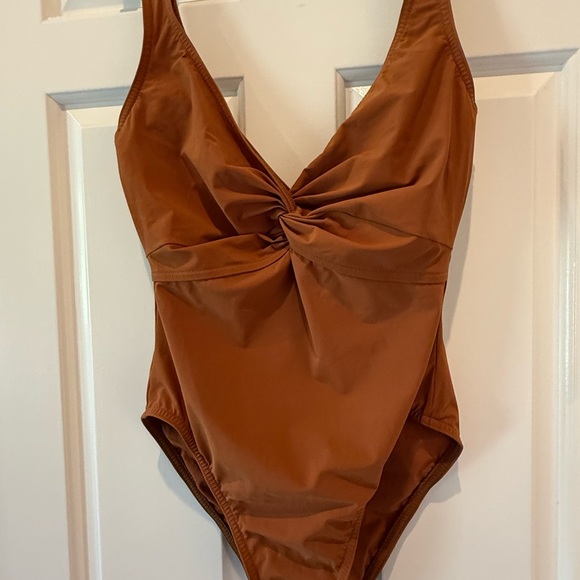 Karla Colletto OnePiece Swimsuit - Picture 2 of 4